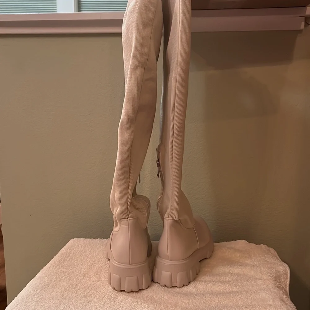 Taupe Over The Knee Knitted High Boots With Lug Sole Size 8